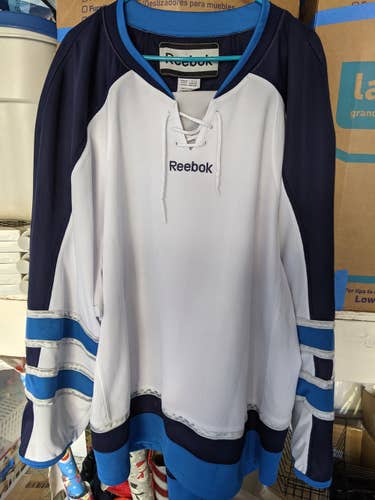 White Adult Used Unisex Goalie Cut Reebok Jersey