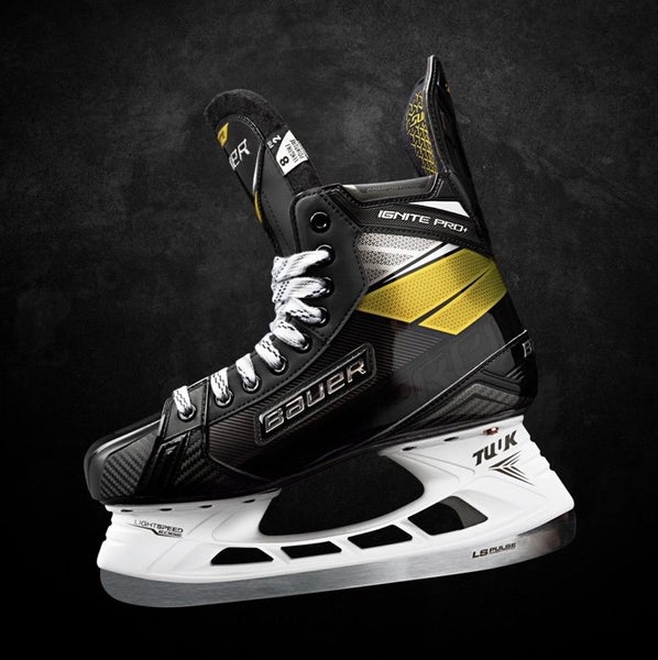 Senior Bauer Extra Wide Width Size 8 Supreme Ignite Pro+ Hockey Skates