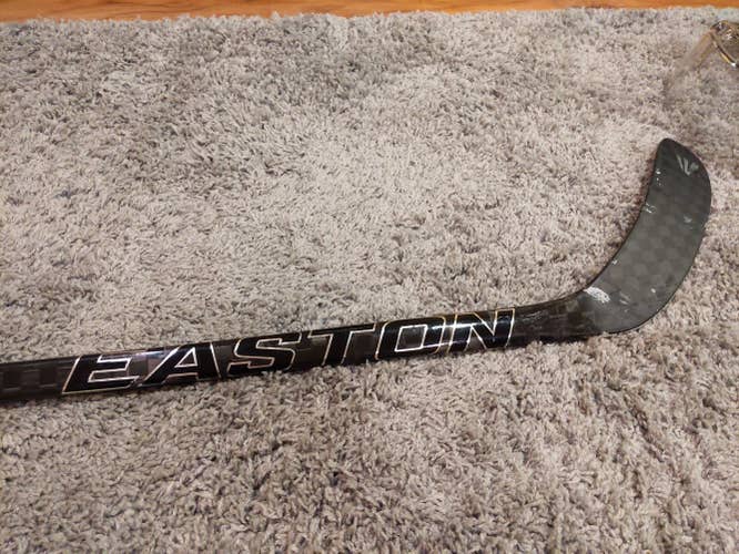 Used Senior Easton Right Handed Stealth CX Hockey Stick E36