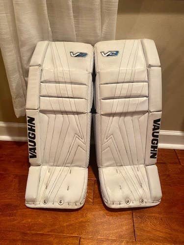 White Used Junior 26" Vaughn Velocity V9 Goalie Leg Pads