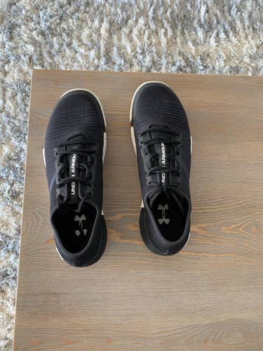 Under Armour Training shoes Size 9