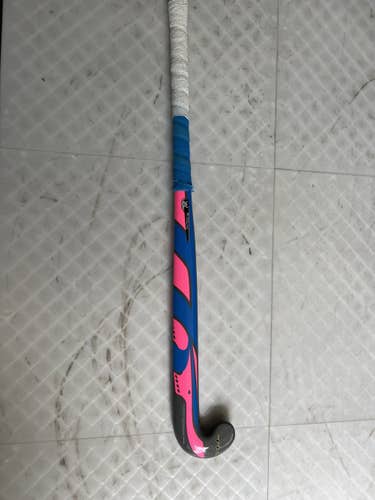 Girls outdoor 30’ TK trillium field hockey stick