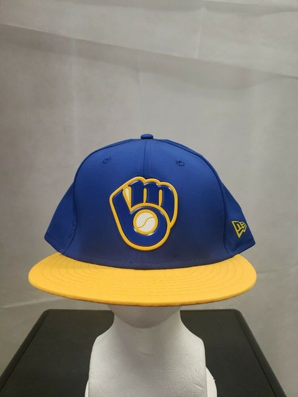 MLB Milwaukee Brewers New Era 59Fifty Sleigh Holly Fitted Size 7 1/2 |  SidelineSwap