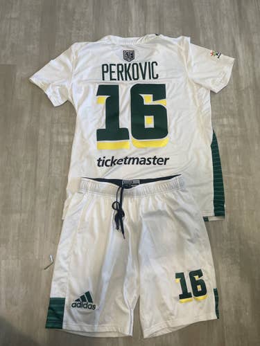 *2021* SERGIO PERKOVIC REDWOODS LC GAME WORN JERSEY AND SHORTS