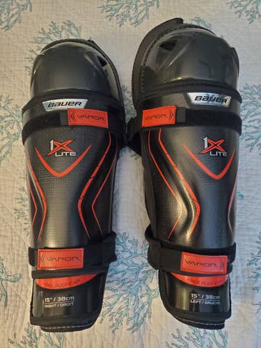 New Senior Bauer Vapor 1X Lite Shin Pads