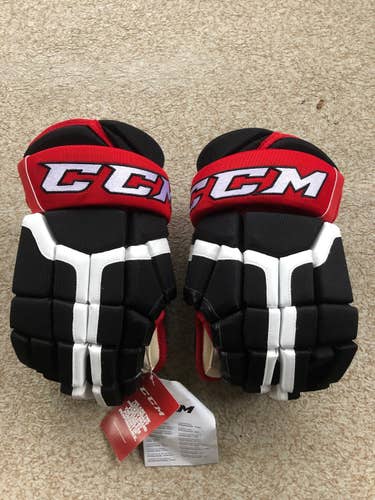 New Senior CCM HG50 Gloves 15" Pro Stock