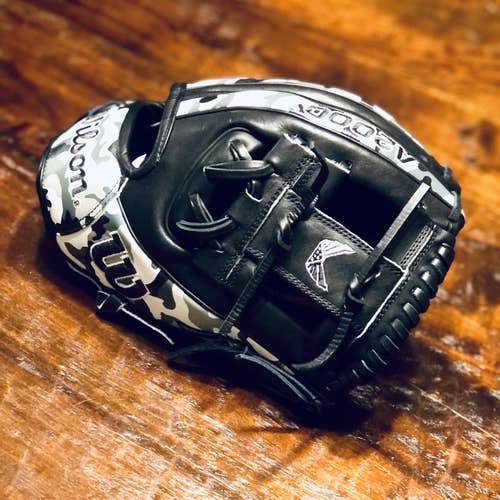 2022 Wilson A2000 VOLITION 1786 11.5" Baseball Glove *Firm Price - No Offers or Trades*