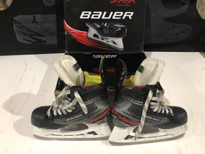 Junior Bauer Extra Wide Width Size 3 Vapor X2.9 Hockey Skates