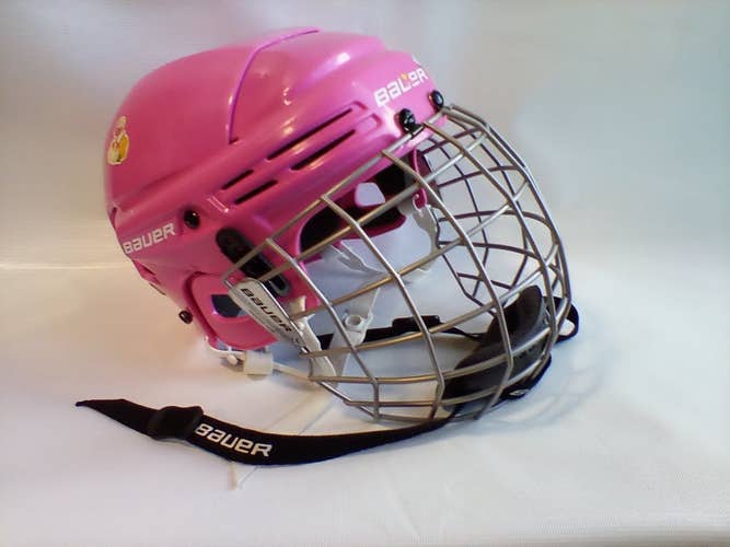 Used Bauer 2100 Md Ice Hockey Helmets