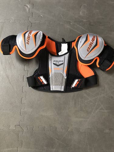 Bauer youth shoulder pads