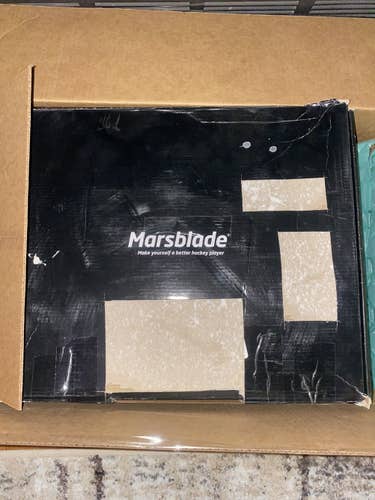 NEW Marsblade skates
