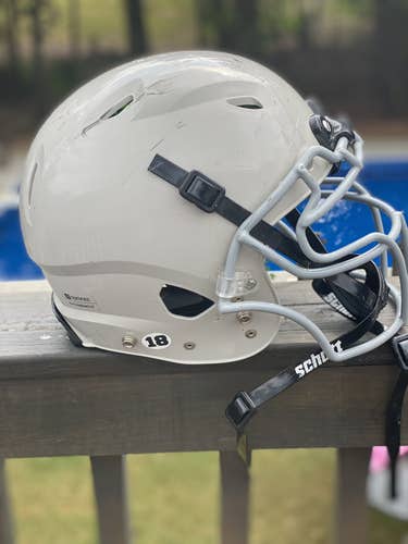 schutt vengeance a3 Youth Medium