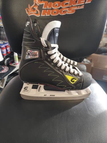 Senior New Graf Supra 735 Hockey Skates Regular Width Size 6