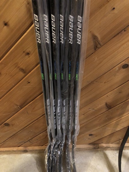 Senior Right Handed Grip P88 Mid Pattern Pro Stock Nexus Geo Hockey Stick