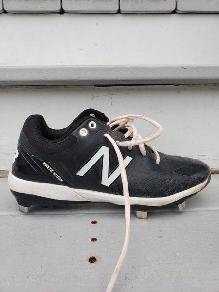 Black Used Youth Men's Size 7.5 (Women's 8.5) Metal New Balance