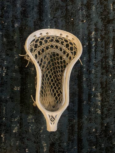 White Used Attack & Midfield Strung Pioneer 2 Head