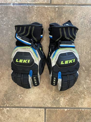 BLKWHT Youth Unisex Used Medium/Large Leki