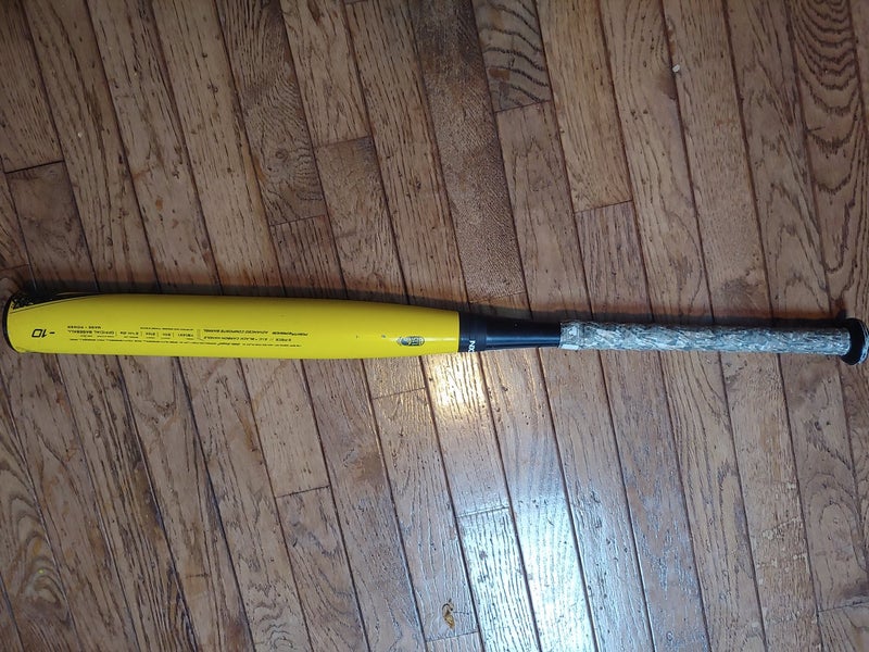Used Kid Pitch (9YO-13YO) USSSA Certified Easton Composite Mako Bat (-10) 21 oz 31"