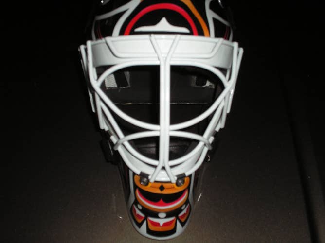 Senior Used Goalie Mask