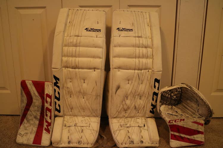 White Used Senior 34" Regular CCM Extreme Flex and Revolution Goalie Full Set