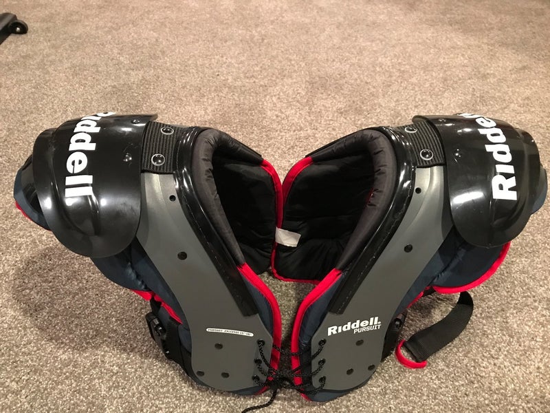 Riddell Pursuit YOUTH 2XL(150) 15”-16” Shoulder Pads