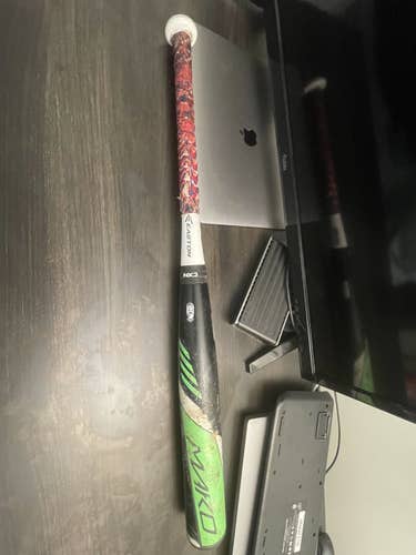 Used Kid Pitch (9YO-13YO) USSSA Certified Easton Composite Mako Bat (-11) 17 oz 28"