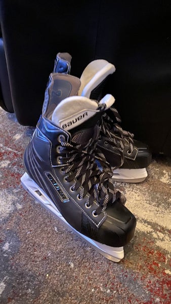Senior Bauer Regular Width Size 8 Nexus Freeze Hockey Skates
