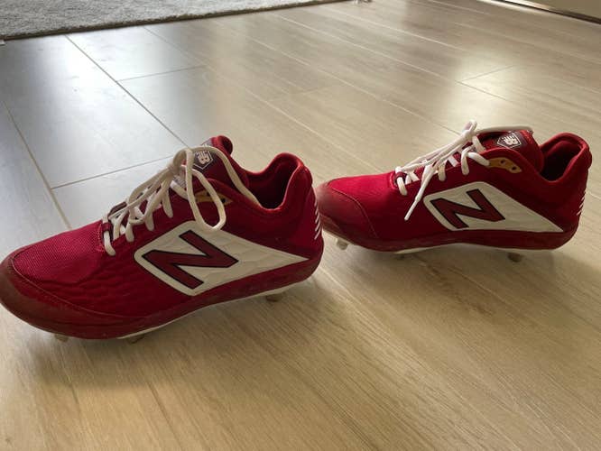 Red Men's Metal Low Cut 3000v4