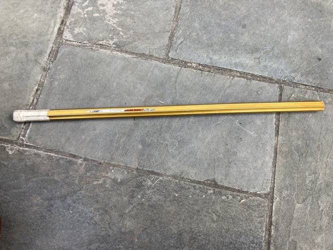 Retro Gold Brine F10 Power Grip Lacrosse Shaft