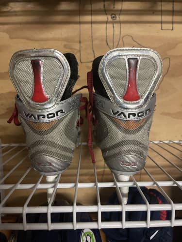 BAUER VAPOR HOCKEY SKATES