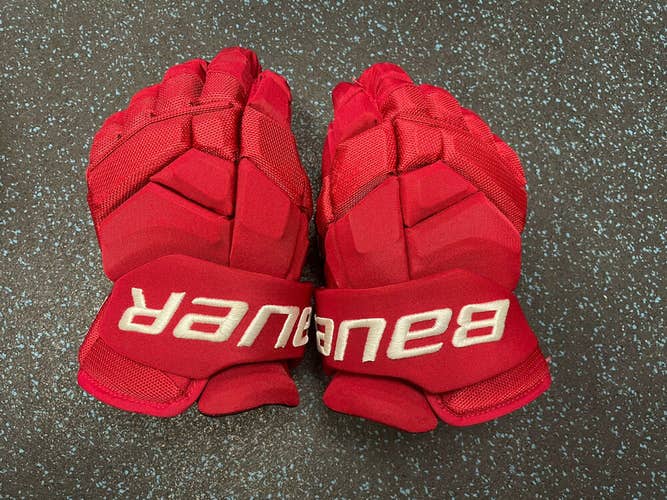Bauer 2s Pro stock Detroit Red Wings gloves 14" Game used worn  Helm