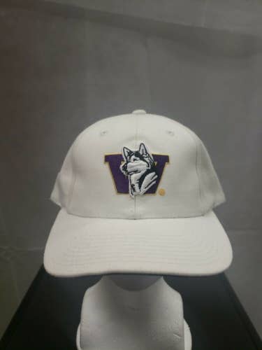 Vintage Washington Huskies Puma Strapback Hat NCAA
