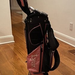 Used Girls Set 4 Piece Golf Junior Set with Pink Bag