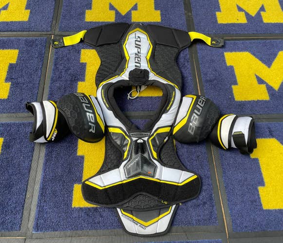 Senior Large Bauer Supreme 2S Pro Shoulder Pads