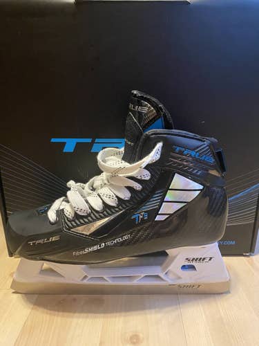 Senior True  TF9 Size 9.5 Goalie Skates