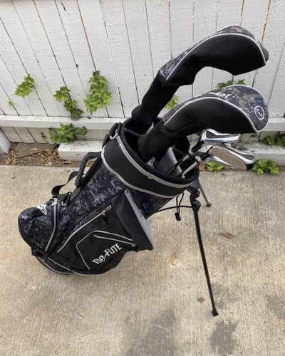 Men’s RH Topflite camo golf club set with bag