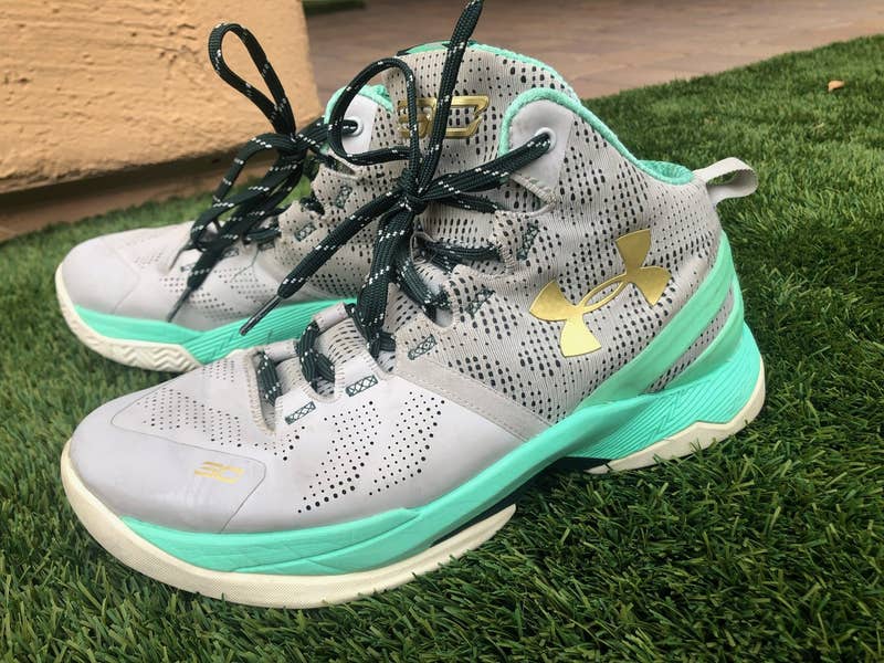 Steph Curry Under Armor Basketball shoes Men's size (Women