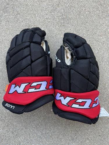 Black Senior CCM 14" Pro Stock Jetspeed FT1 Gloves
