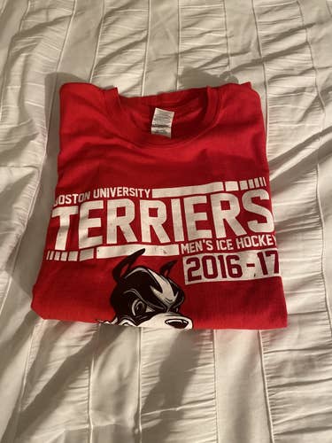 Boston University Hockey T-Shirt