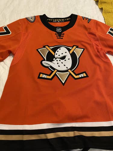 Anaheim Ducks 3rd Jersey Lindholm OBO NWOT