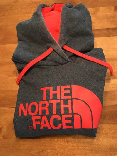 The North Face Half Dome Pullover Hoodie