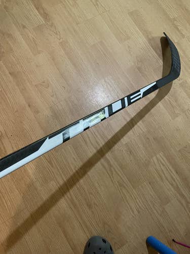 Phil Kessel Senior Right Handed Pro Stock True XC9 ACF Hockey Stick
