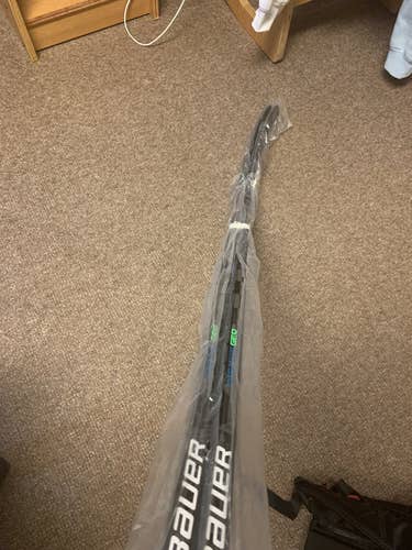 Senior Left Hand Pro Stock Nexus Geo Hockey Stick