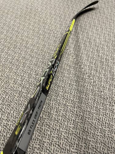 CCM AS3 Pro 85 flex P90TM Curve Left hand stick