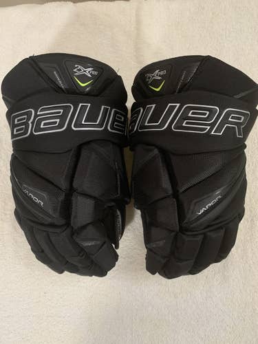 NEW Black Senior Bauer 14"  Vapor 2X Pro Gloves