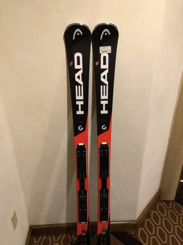 New HEAD i rally Skis with bindings 156cm long (429464)