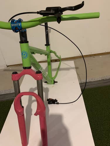 Dirt jumper frame