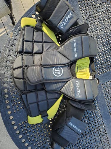Junior Used Large Warrior Ritual GT2 Goalie Chest Protector