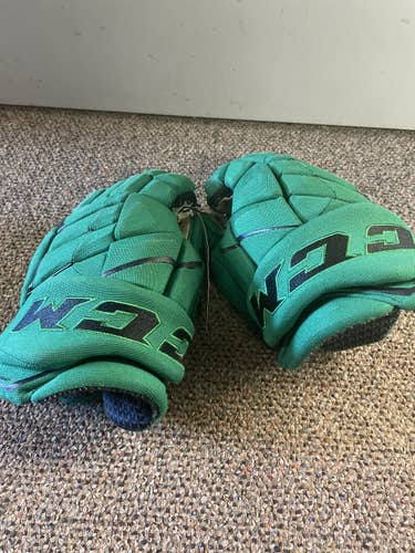 Green Used CCM JetSpeed PureLite Gloves 13"