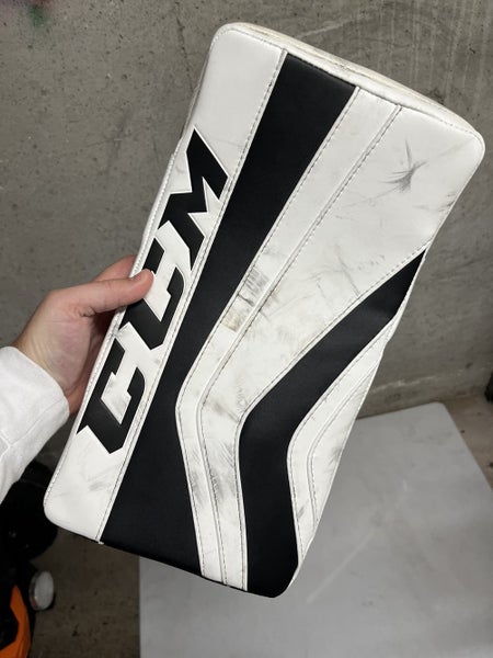 CCM Revolution 599 Blocker